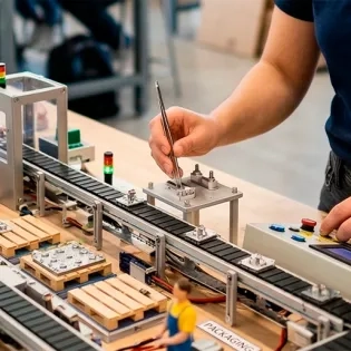 Simulación de procesos en ingeniería industrial_ herramientas y casos reales | IBERO