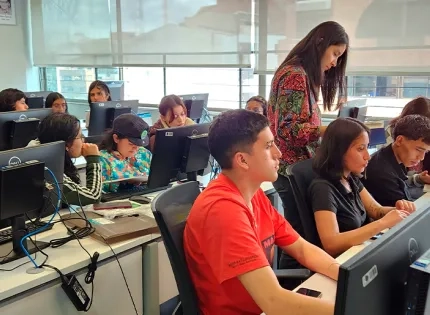 Licenciaturas y el papel de las nuevas tecnologías en la enseñanza | IBERO