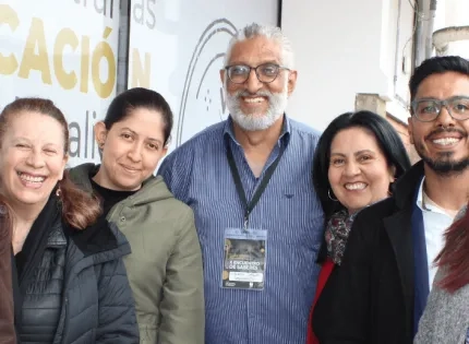 encuentro de saberes (Facultad educacion).png