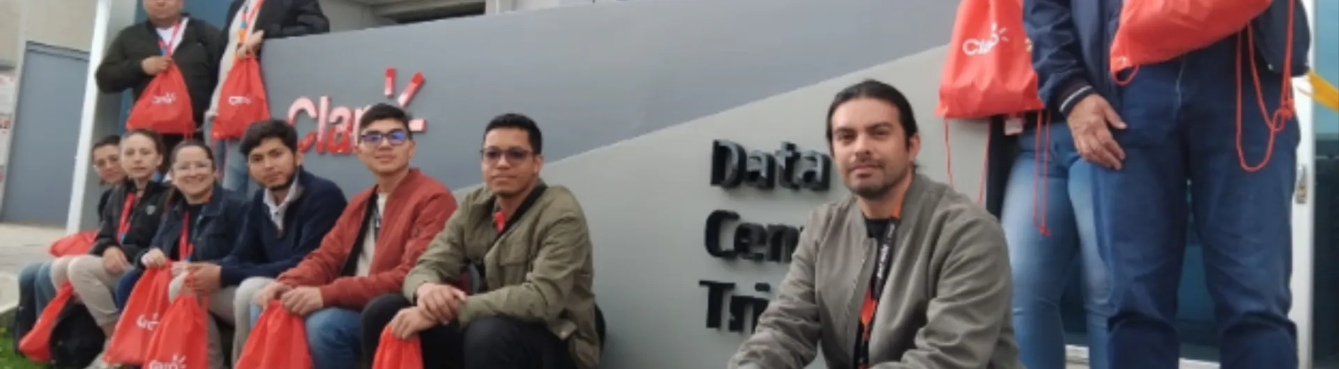 banner-visita-data-center-claro