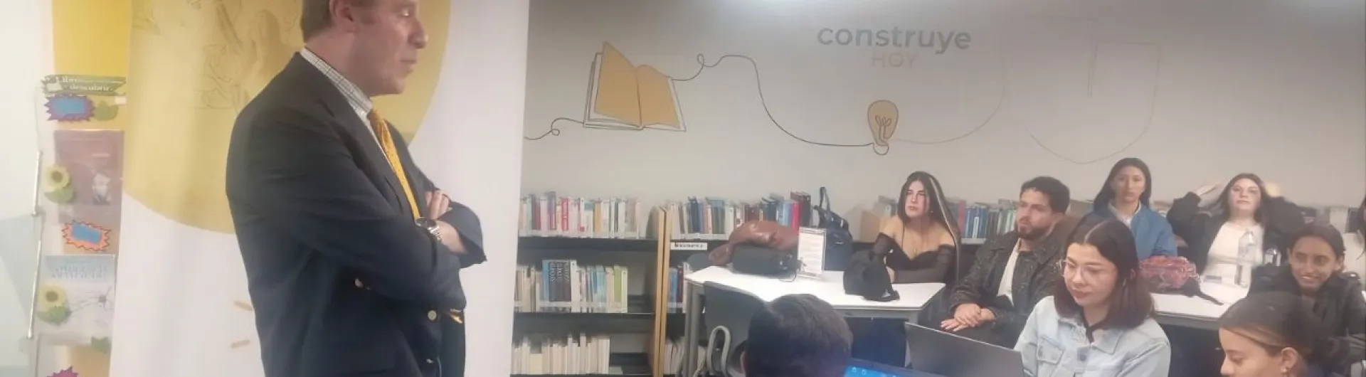 Día creatividad (Empresarial).jpg