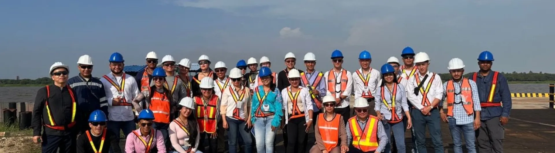 Diplomado de puertos (Ingenieria).jpg